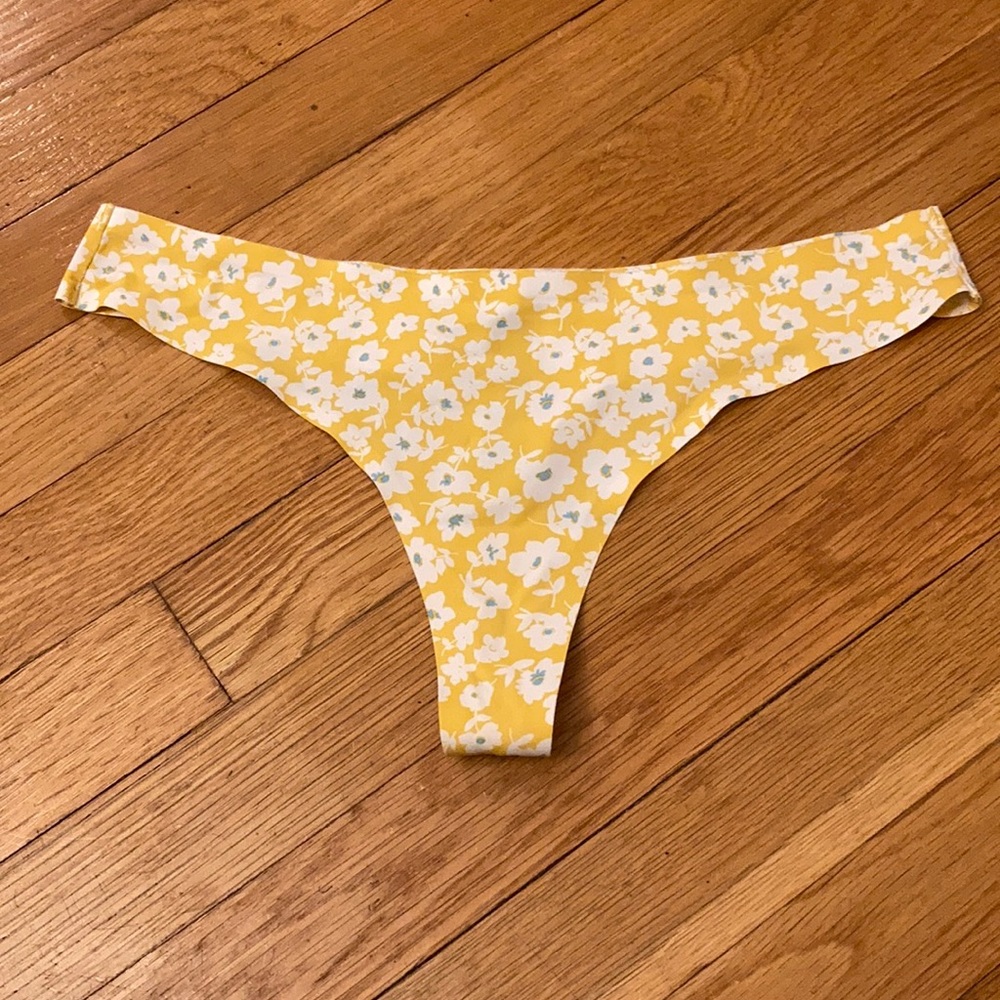 Seamless panties